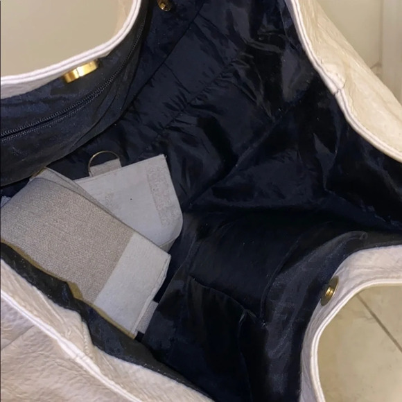 Fashion Stylish White  BEAUTIFUL Tote - Picture 4 of 15